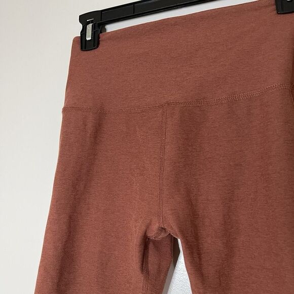 Beyond Yoga Sienna red high waist workout leggings medium - Picture 2 of 5